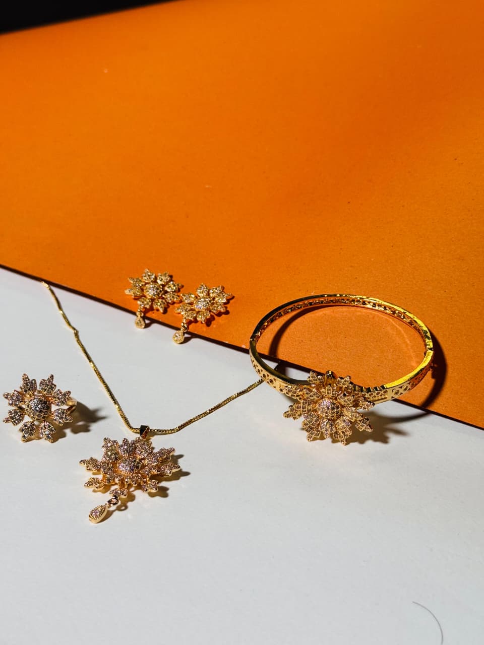 Golden Blossom Set